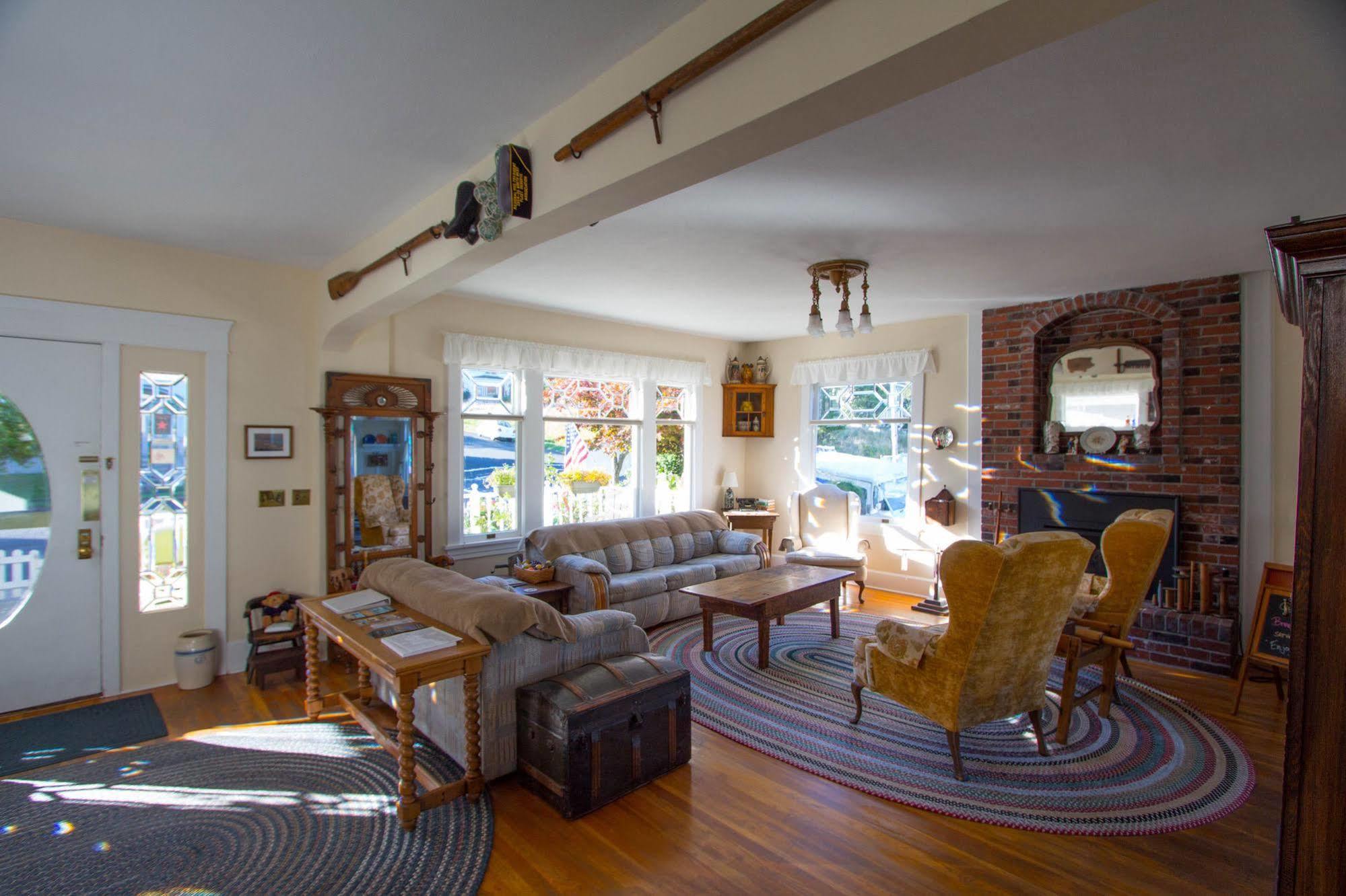 Rose River Inn B&B Astoria Exteriér fotografie